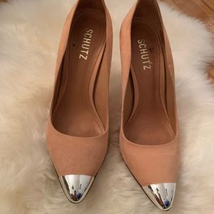 Schutz salmon heels